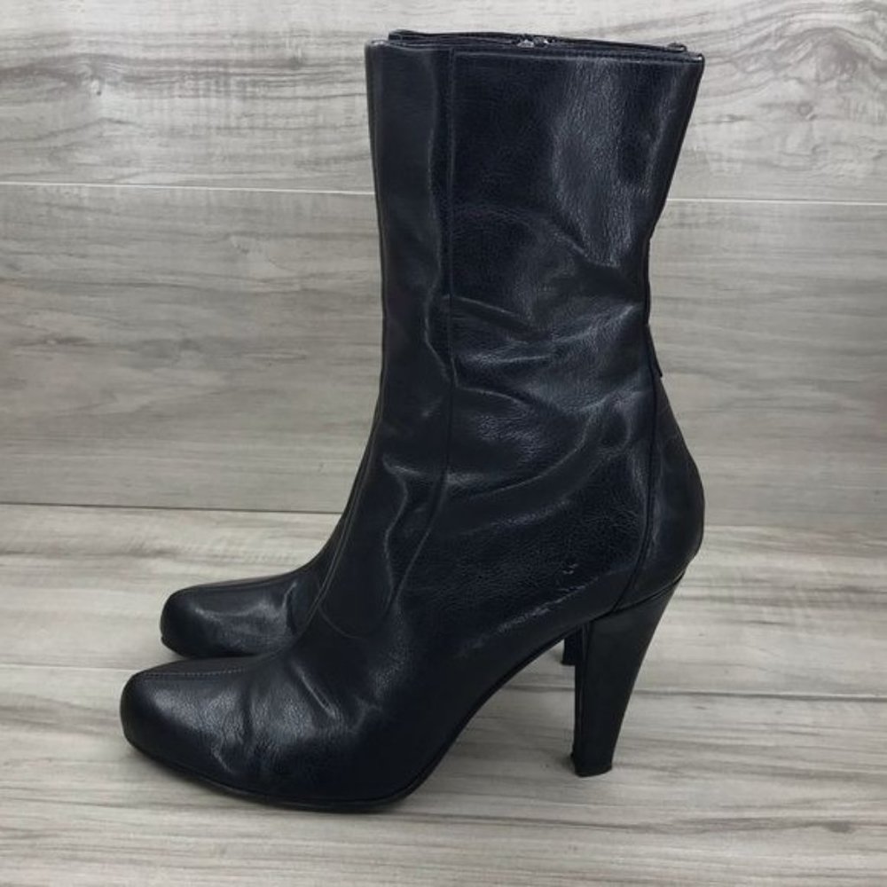 Donald J Pliner Dobry black leather boots Women's size 8N